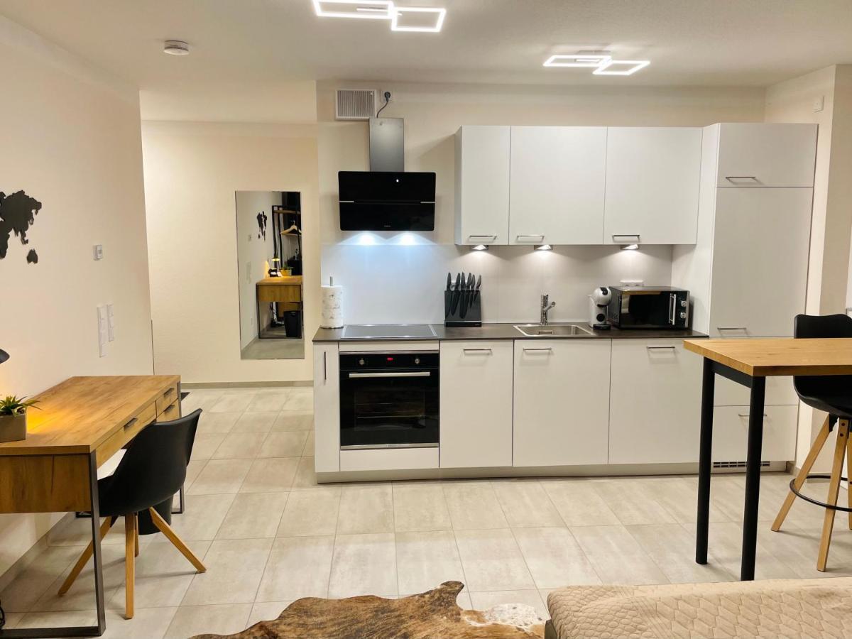 Apartment Im Gehobenen Stadtviertel - Perfekt Fuer Selbstversorger Aalen Luaran gambar