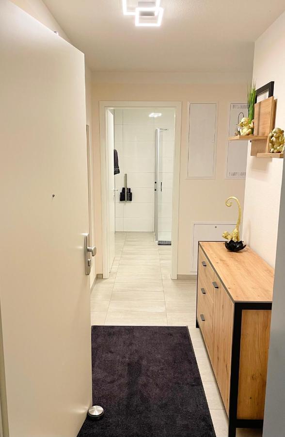 Apartment Im Gehobenen Stadtviertel - Perfekt Fuer Selbstversorger Aalen Luaran gambar